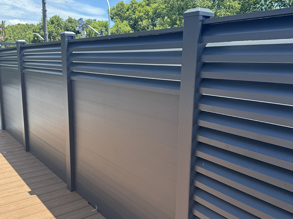 铝合金围栏工程案例