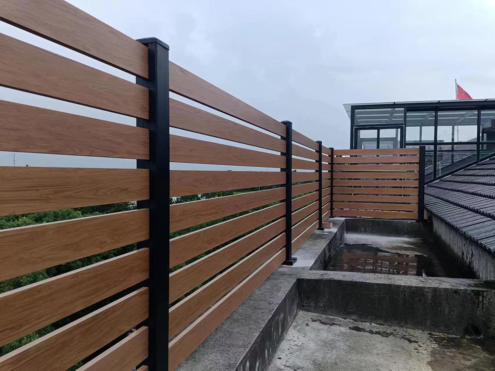 铝合金围栏工程案例