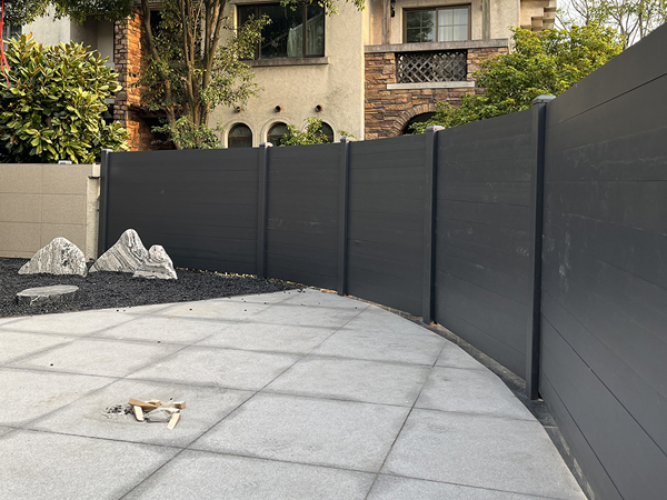 铝合金围栏工程案例