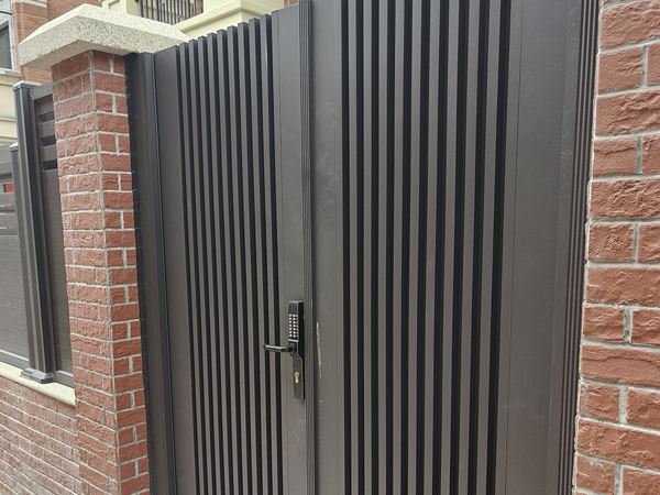 铝合金围栏工程案例